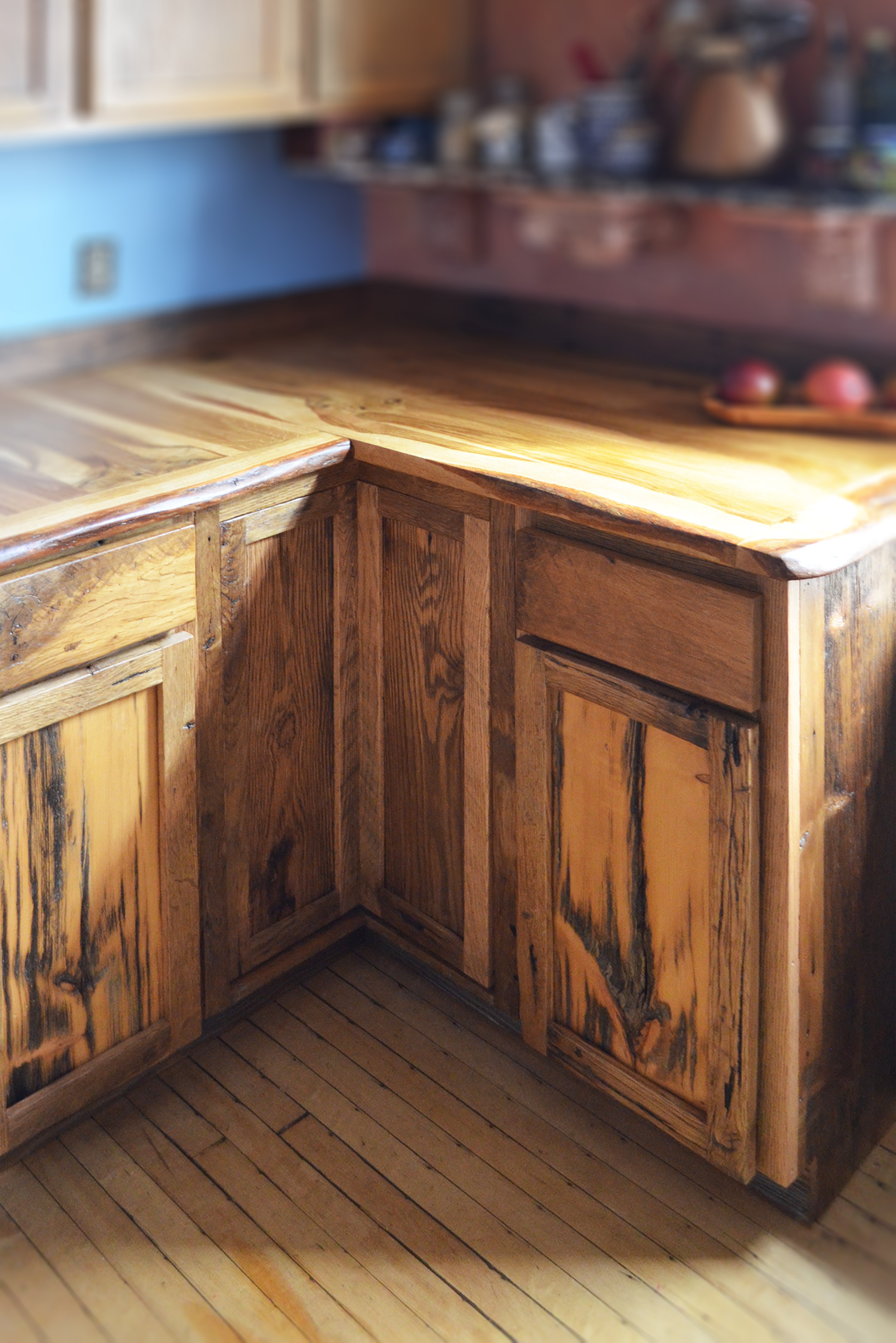 rustic wood kitchen cabinets